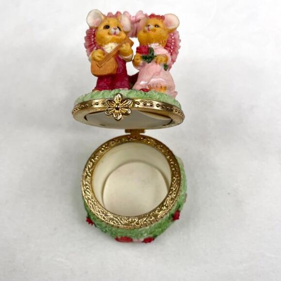 Valentines Mouse Mini Trinket Box - Picture 6 of 7